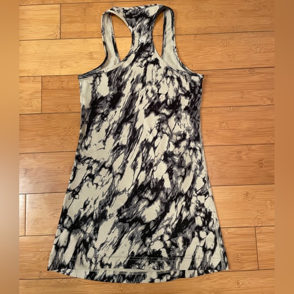 Lululemon Racerback Tanktop - Picture 2 of 2